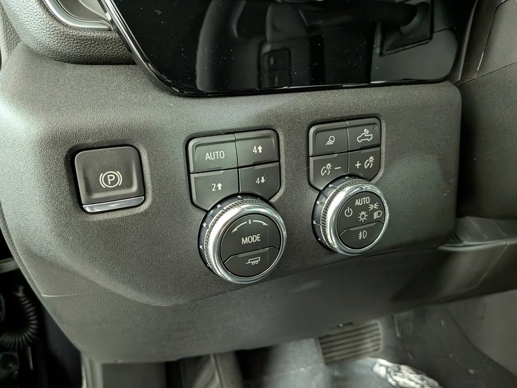 New 2026 GMC Sierra 1500 SLT w/ SLT Premium Package AWD/4WD image 17