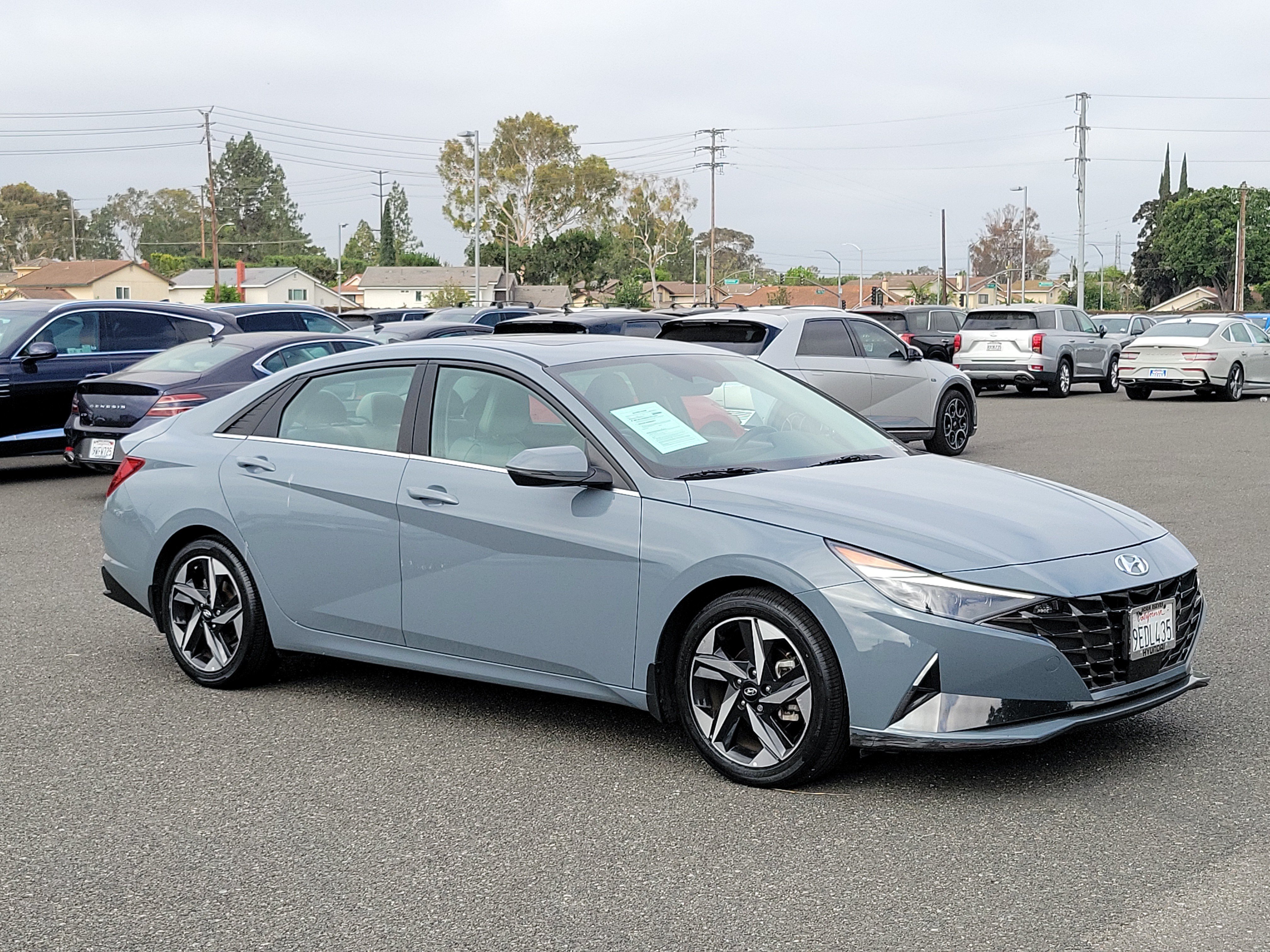 Certified 2023 Hyundai Elantra Limited w/ Cargo Package FWD image 28