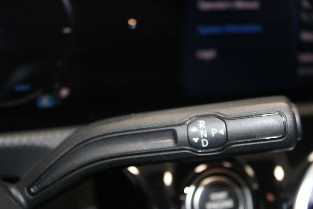 Used 2025 Mercedes-Benz CLA 250 image 33