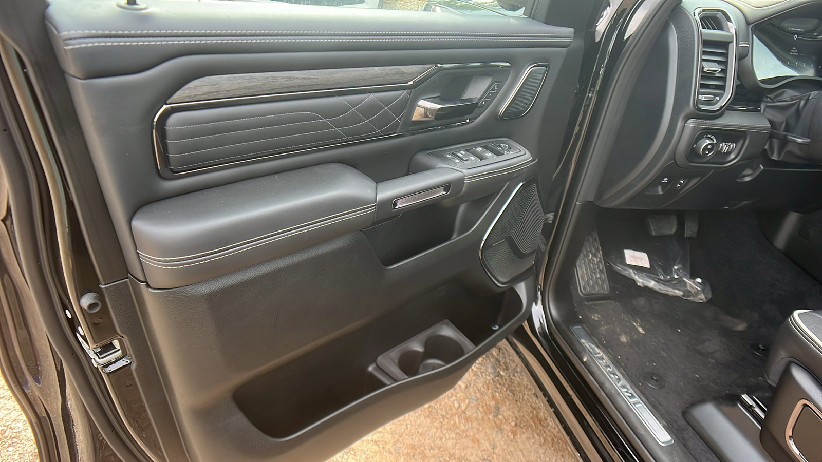 New 2026 RAM 1500 Limited image 14