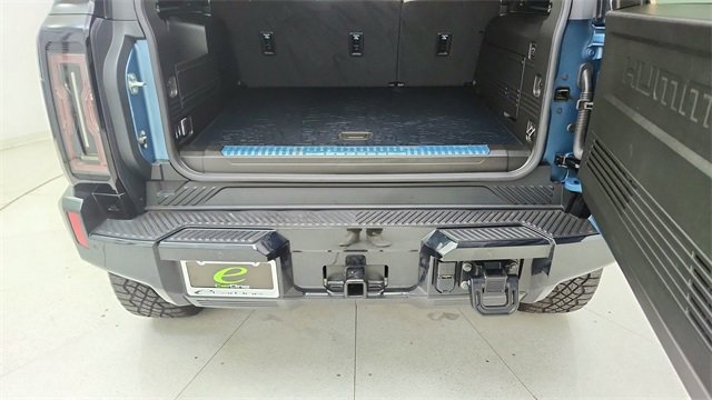 Used 2024 GMC Hummer EV 3X w/ Omega Edition image 14