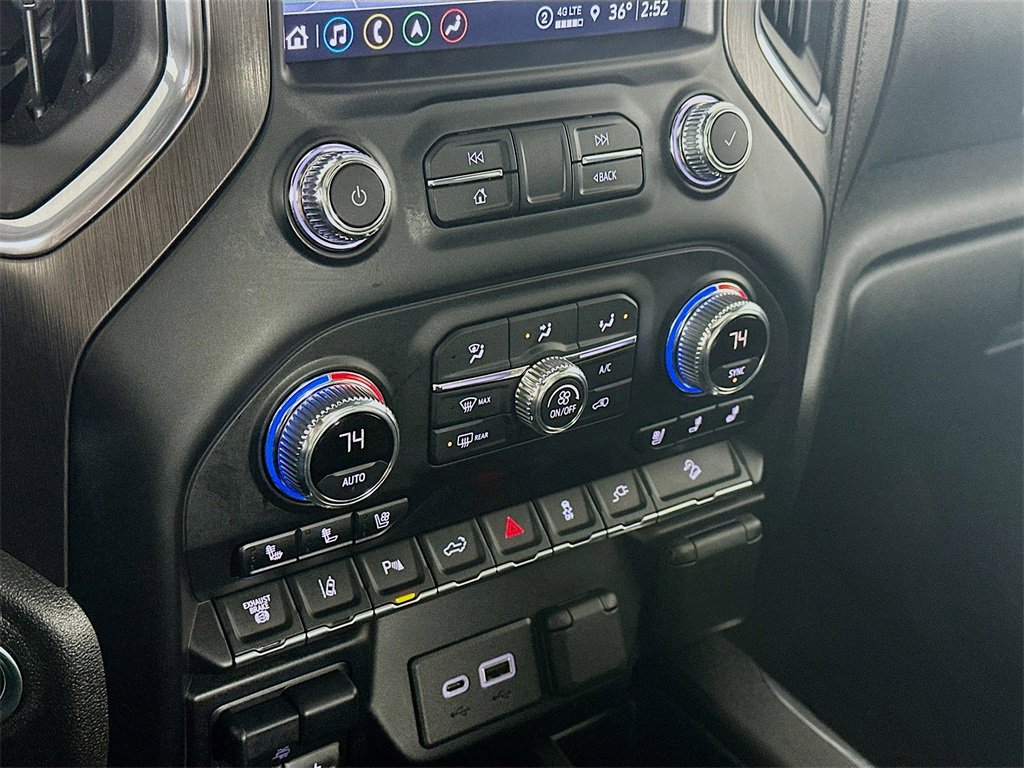 Used 2021 GMC Sierra 2500 AT4 w/ AT4 Premium Plus Package image 18