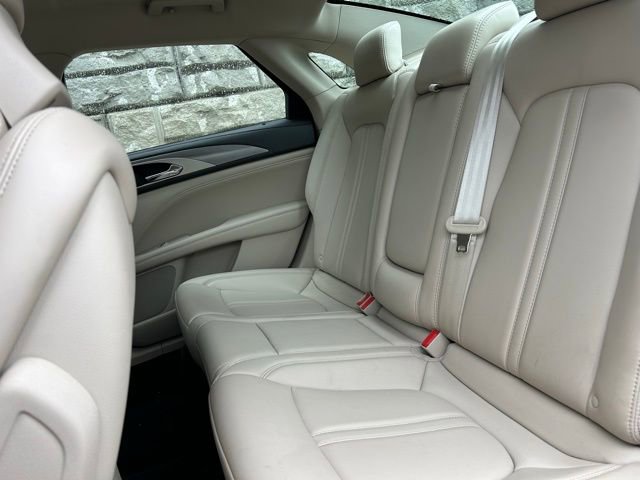 Used 2018 Lincoln MKZ Premiere w/ Magnetic Appearance Package AWD/4WD image 9