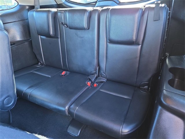 Used 2018 Toyota Highlander SE image 12