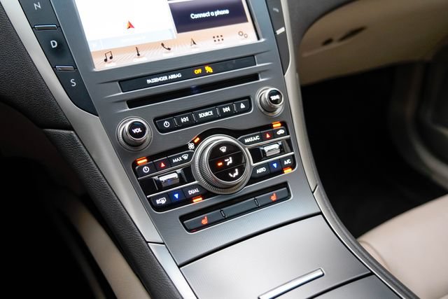 Used 2017 Lincoln MKZ Select w/ Technology Package FWD image 5