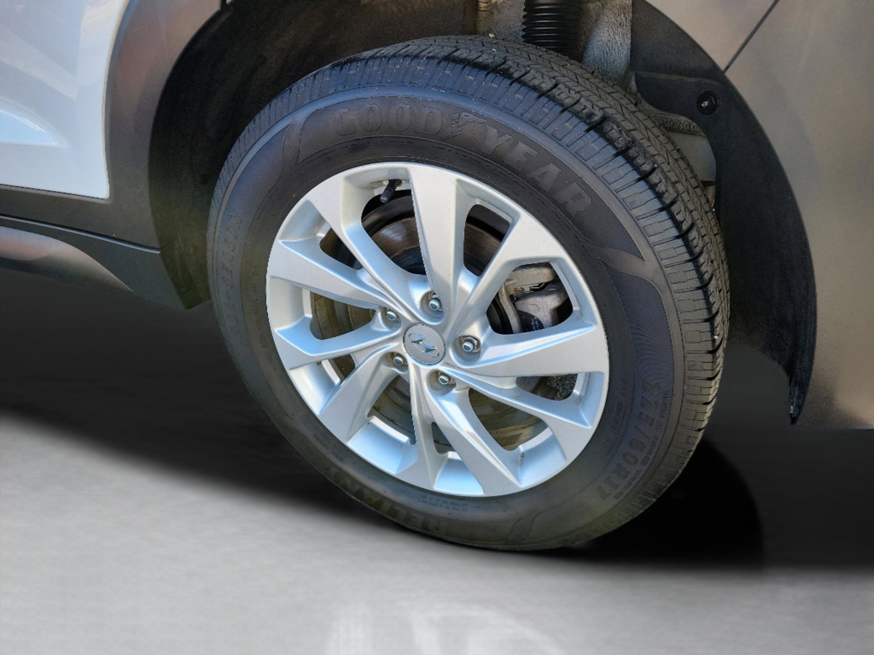 Used 2019 Hyundai Tucson SE image 37