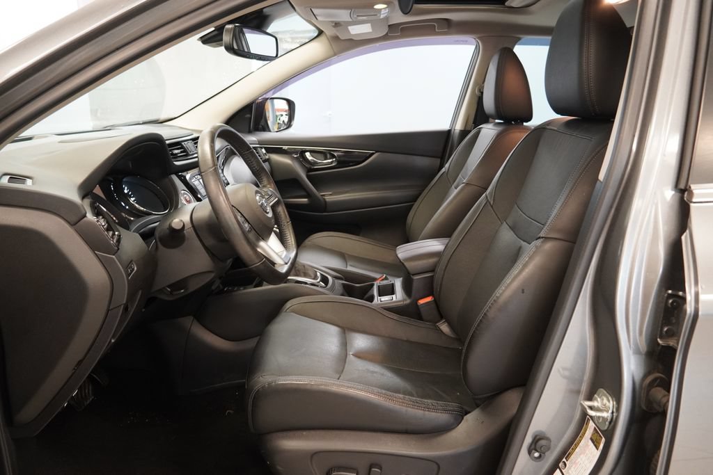 Used 2019 Nissan Rogue Sport SL w/ Premium Package AWD/4WD image 6