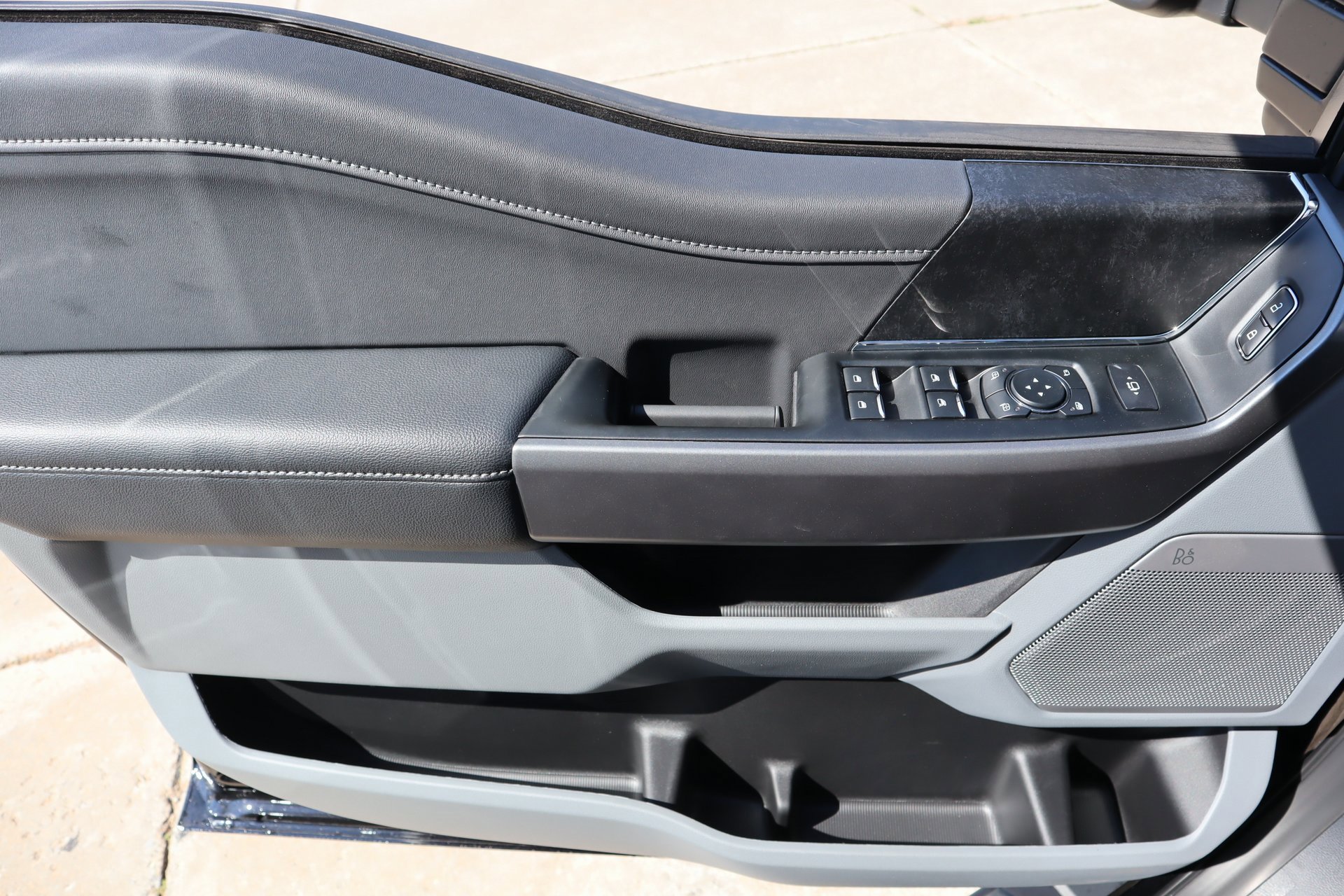 New 2026 Ford F350 XLT w/ XLT Premium Package image 17