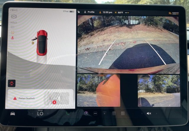 Used 2023 Tesla Model 3 Standard Range image 25