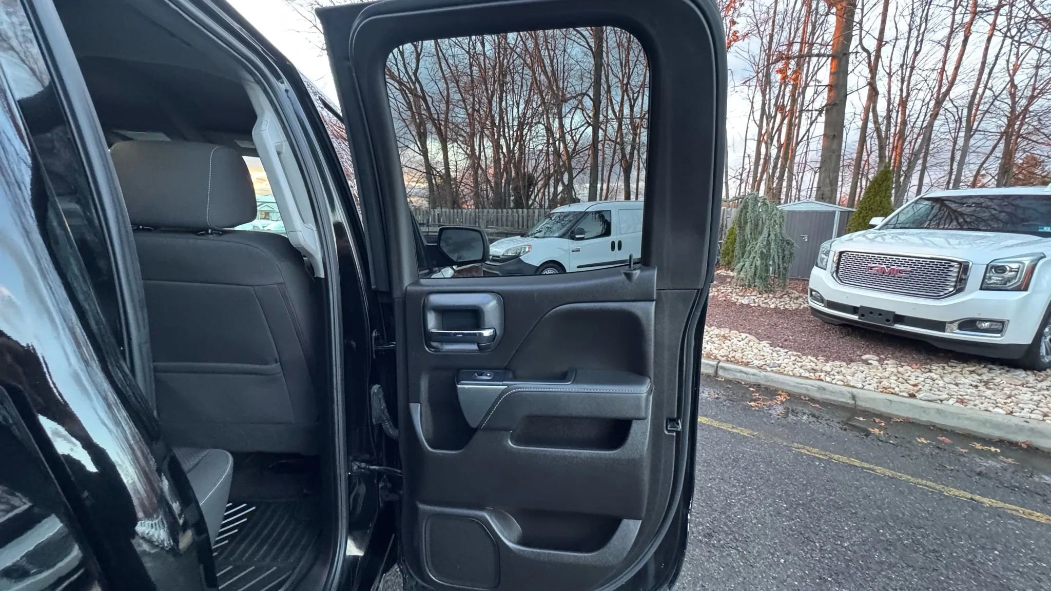 Used 2018 Chevrolet Silverado 1500 LT w/ All Star Edition image 21