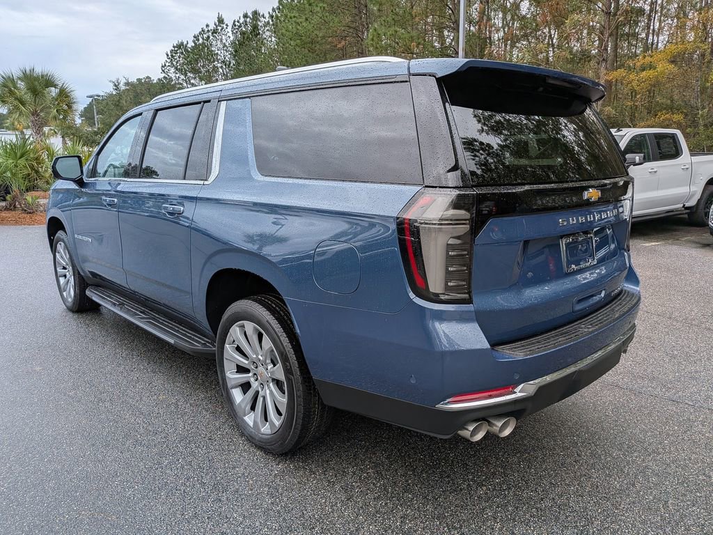 New 2026 Chevrolet Suburban Premier image 6