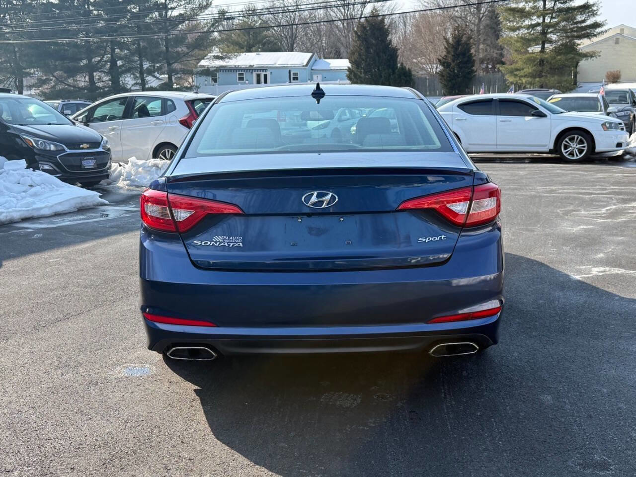 Used 2015 Hyundai Sonata Sport w/ Option Group 04 FWD image 8