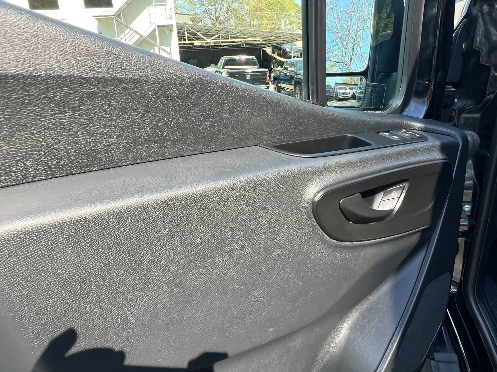 Used 2019 Mercedes-Benz Sprinter 2500 w/ Acoustic Package image 9