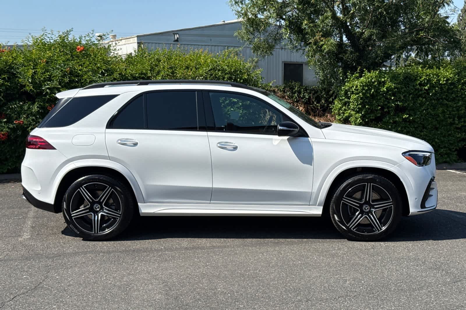 New 2026 Mercedes-Benz GLE 350 4MATIC image 2