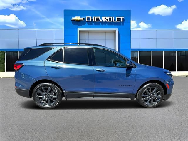 Used 2024 Chevrolet Equinox RS w/ RS Leather Package FWD image 2