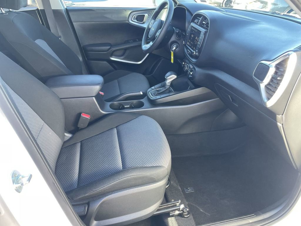 Certified 2023 Kia Soul LX w/ Option Group 015 FWD image 29