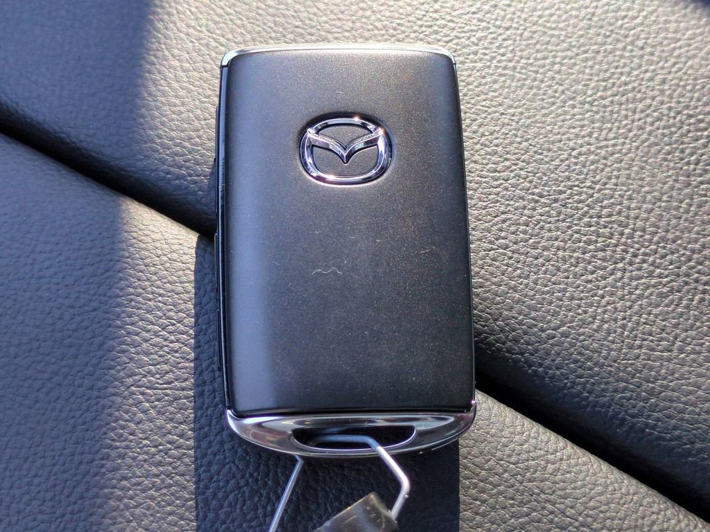 Used 2025 MAZDA CX-50 AWD 2.5 Hybrid w/ Premium Pkg image 29