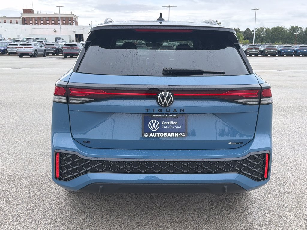 Certified 2026 Volkswagen Tiguan SE R-Line AWD/4WD image 5