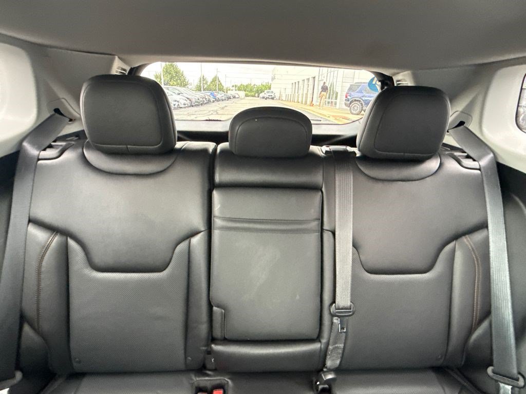 Used 2017 Jeep Compass Limited AWD/4WD image 19