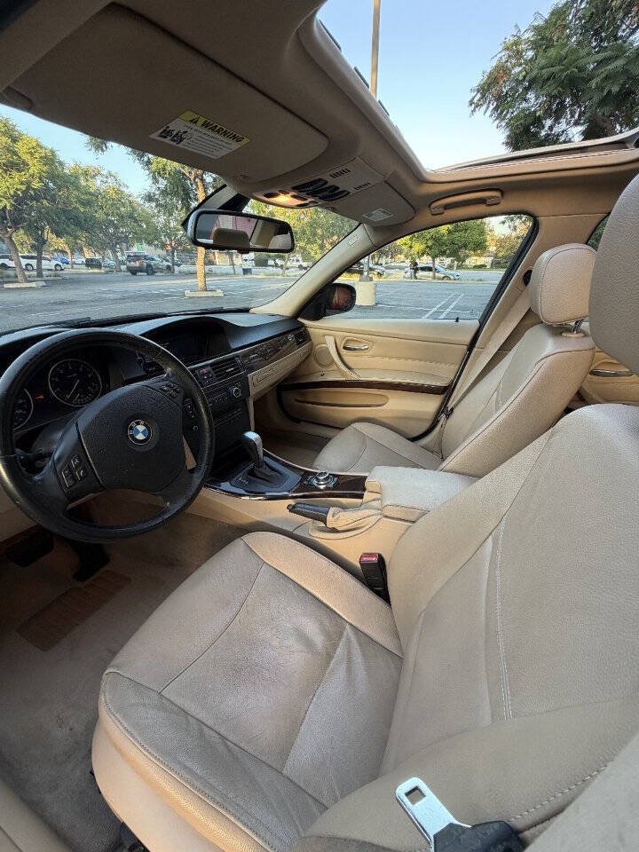 Used 2011 BMW 328i Sedan RWD image 9