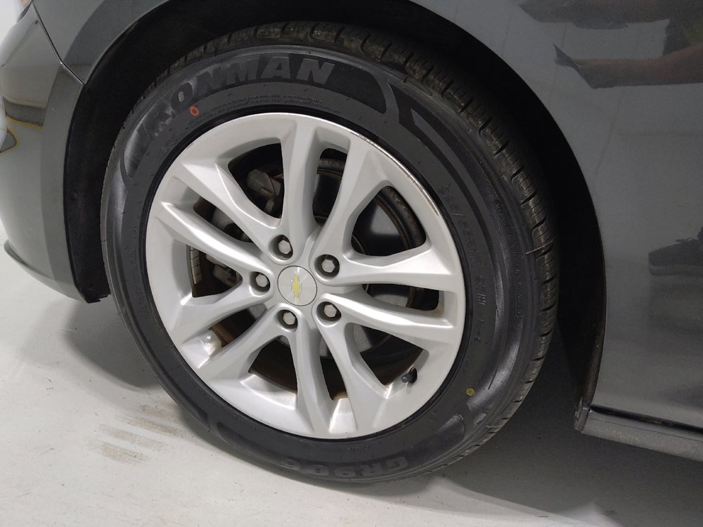 Used 2018 Chevrolet Malibu LT FWD image 31