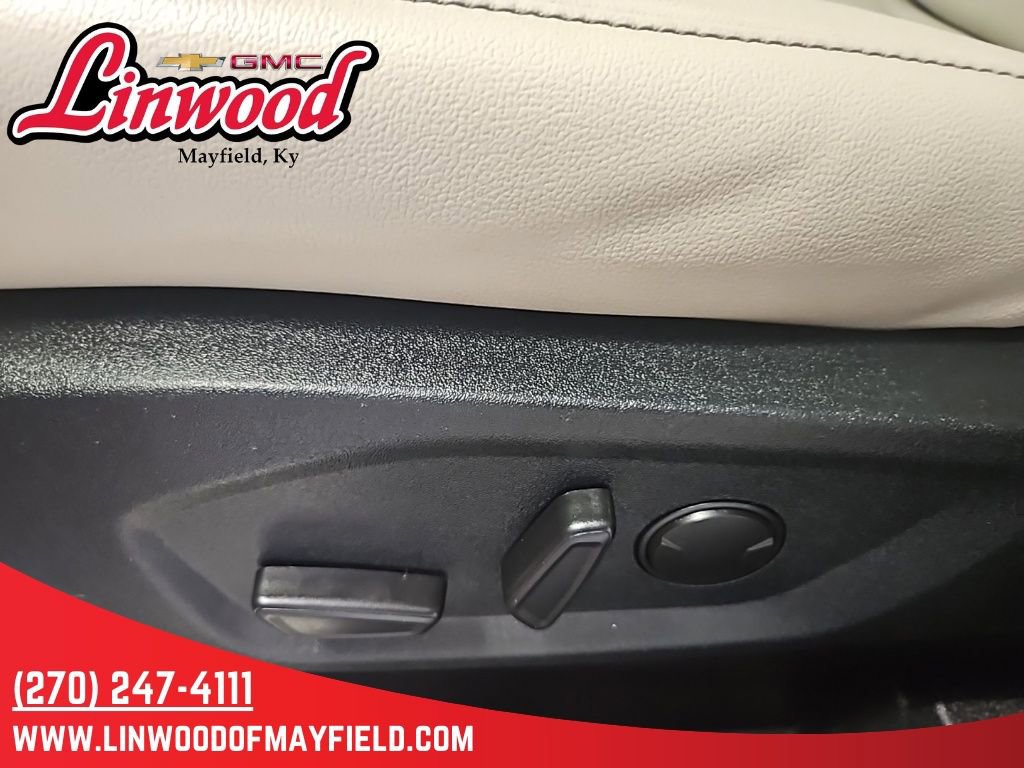 Used 2021 Ford Edge Titanium AWD/4WD image 18