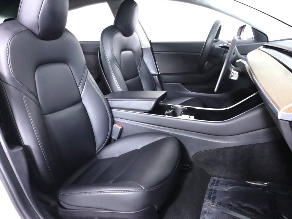 Used 2020 Tesla Model 3 Standard Range Plus image 39