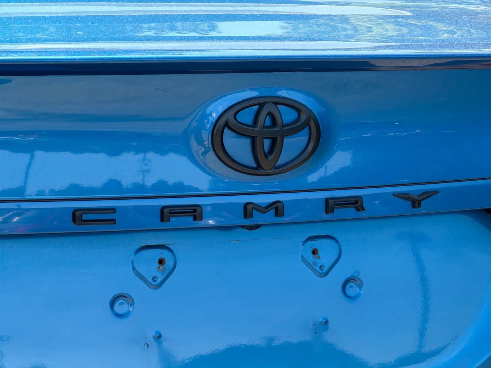 Used 2020 Toyota Camry SE FWD image 13
