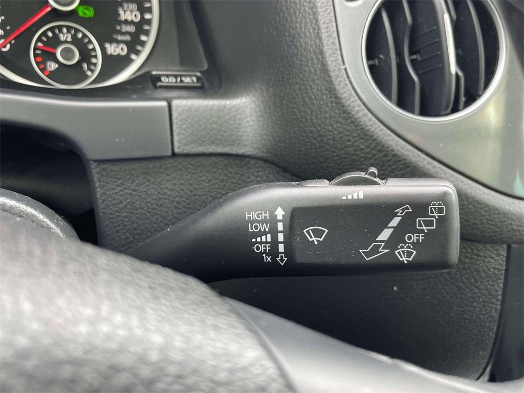 Used 2017 Volkswagen Tiguan Wolfsburg Edition image 25