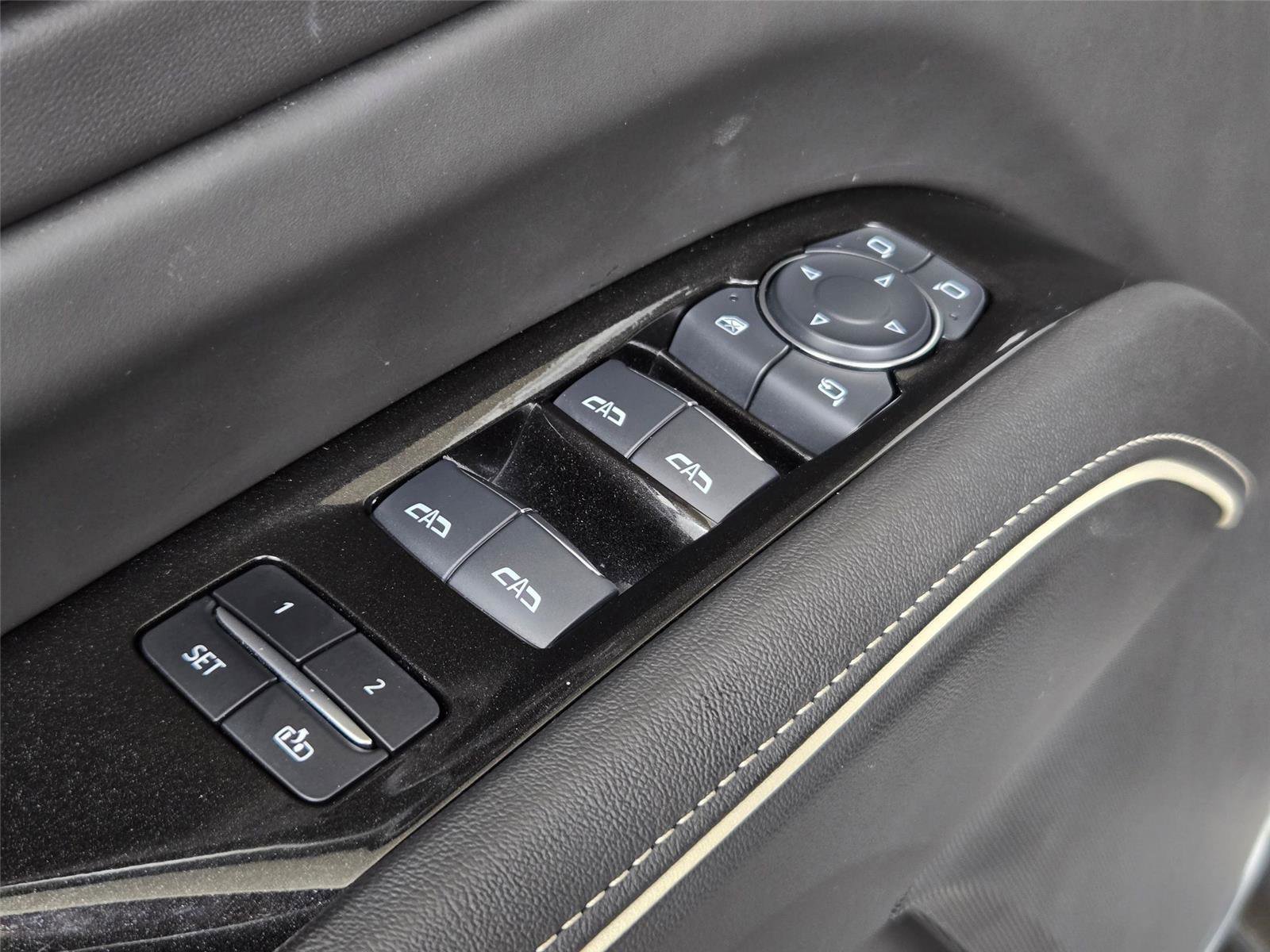 Certified 2024 Cadillac Escalade Sport Platinum w/ LPO, ONYX Package AWD/4WD image 25