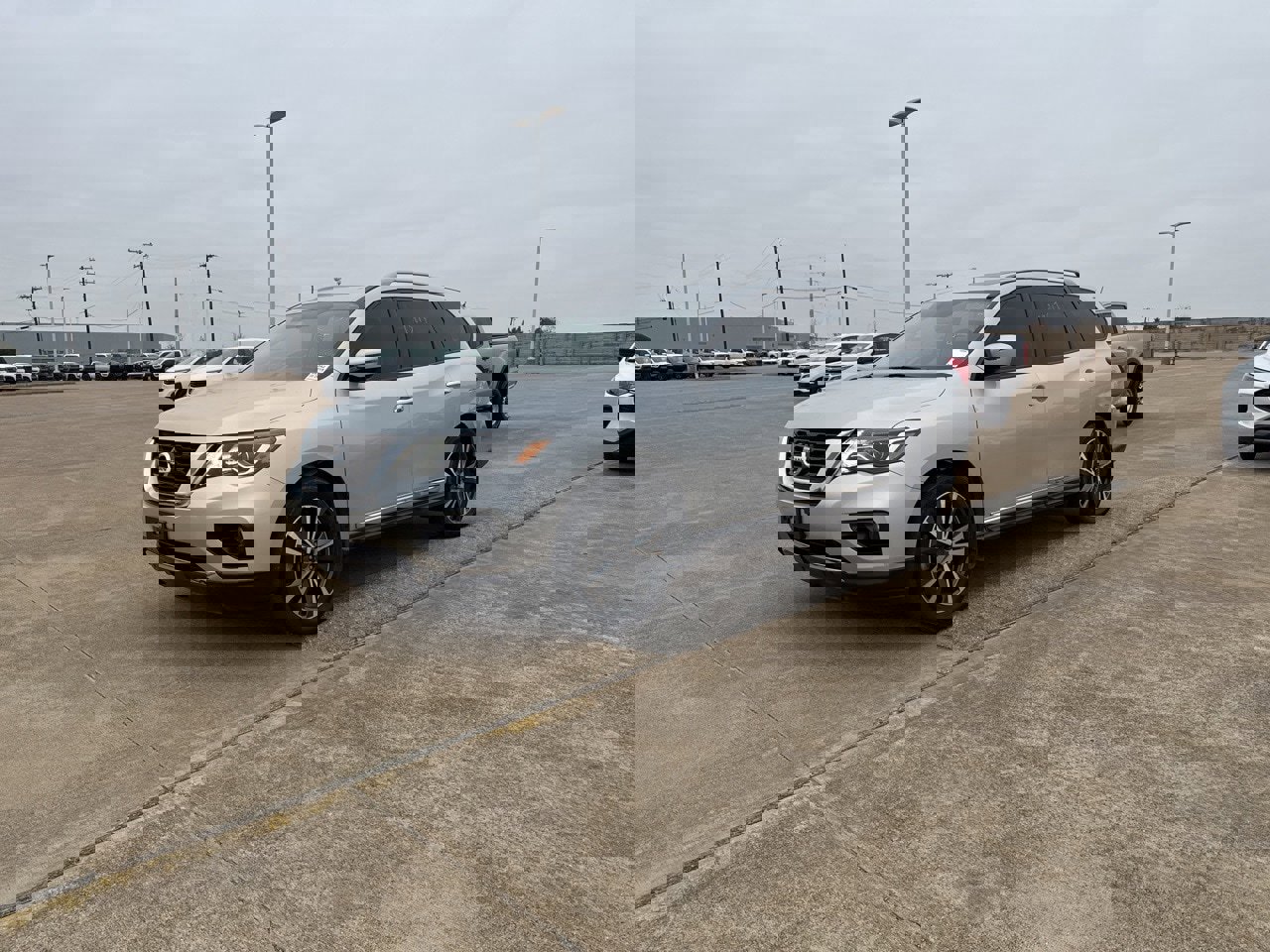 Used 2019 Nissan Pathfinder Platinum image 7