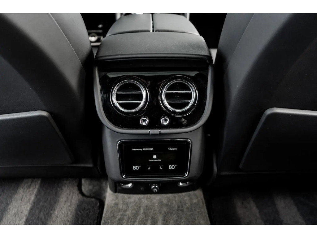 Used 2022 Bentley Bentayga image 37