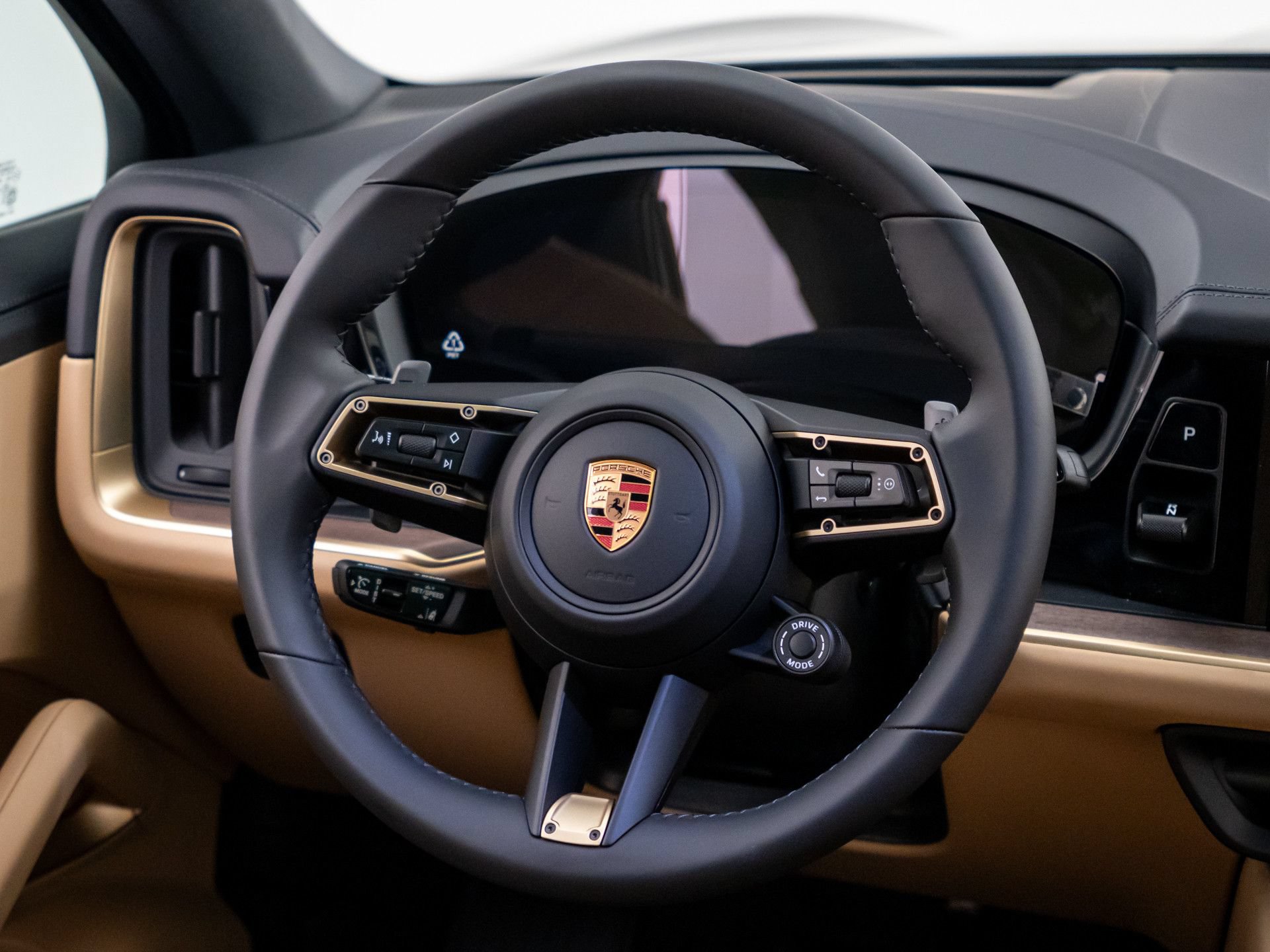 New 2026 Porsche Cayenne Coupe AWD/4WD image 12