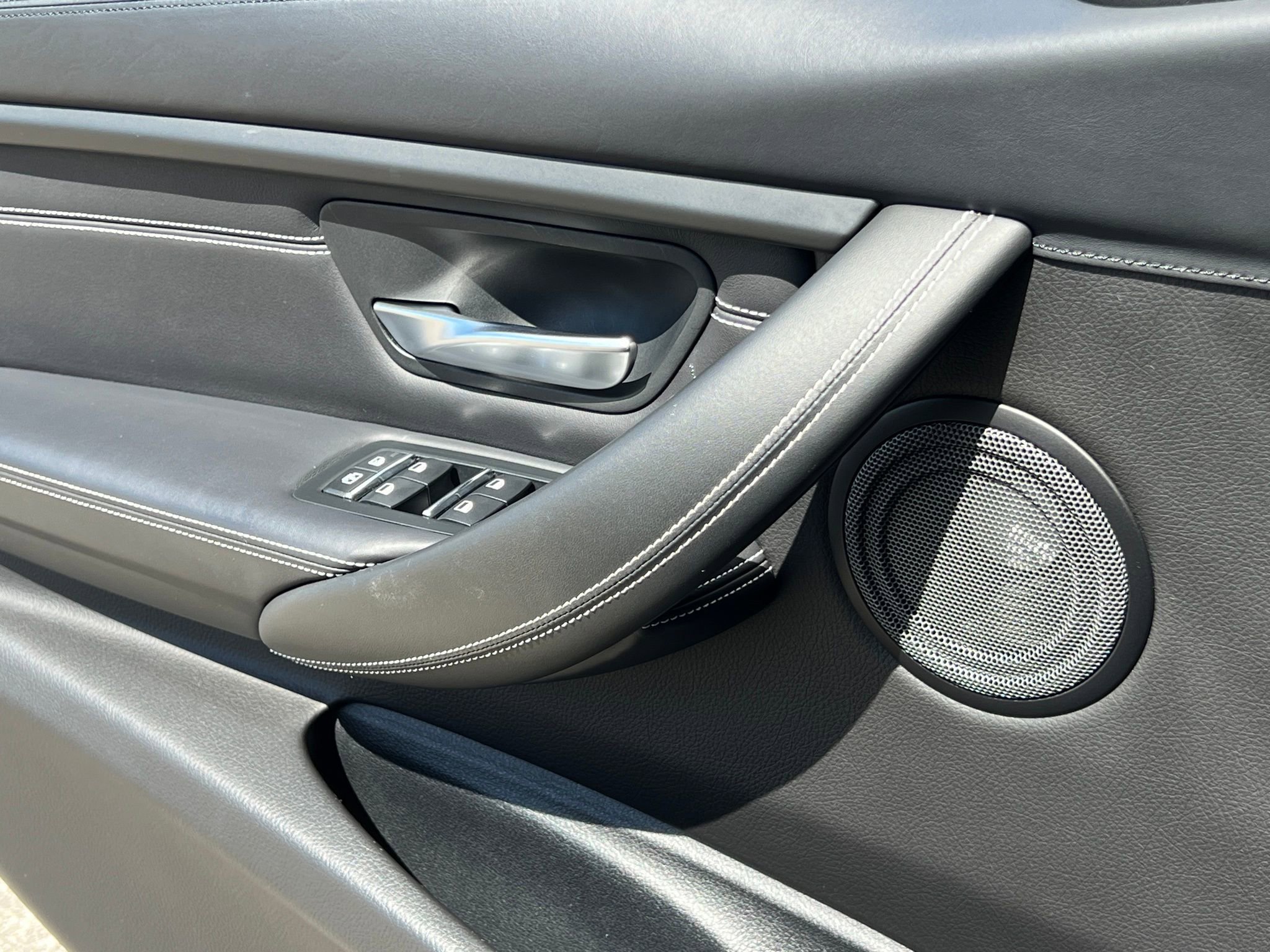 Used 2018 BMW M3 CS w/ Executive Package image 34