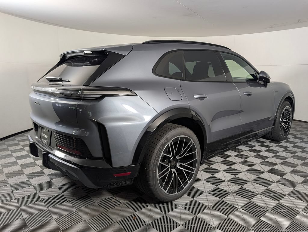 New 2026 Porsche Cayenne Turbo AWD/4WD image 7