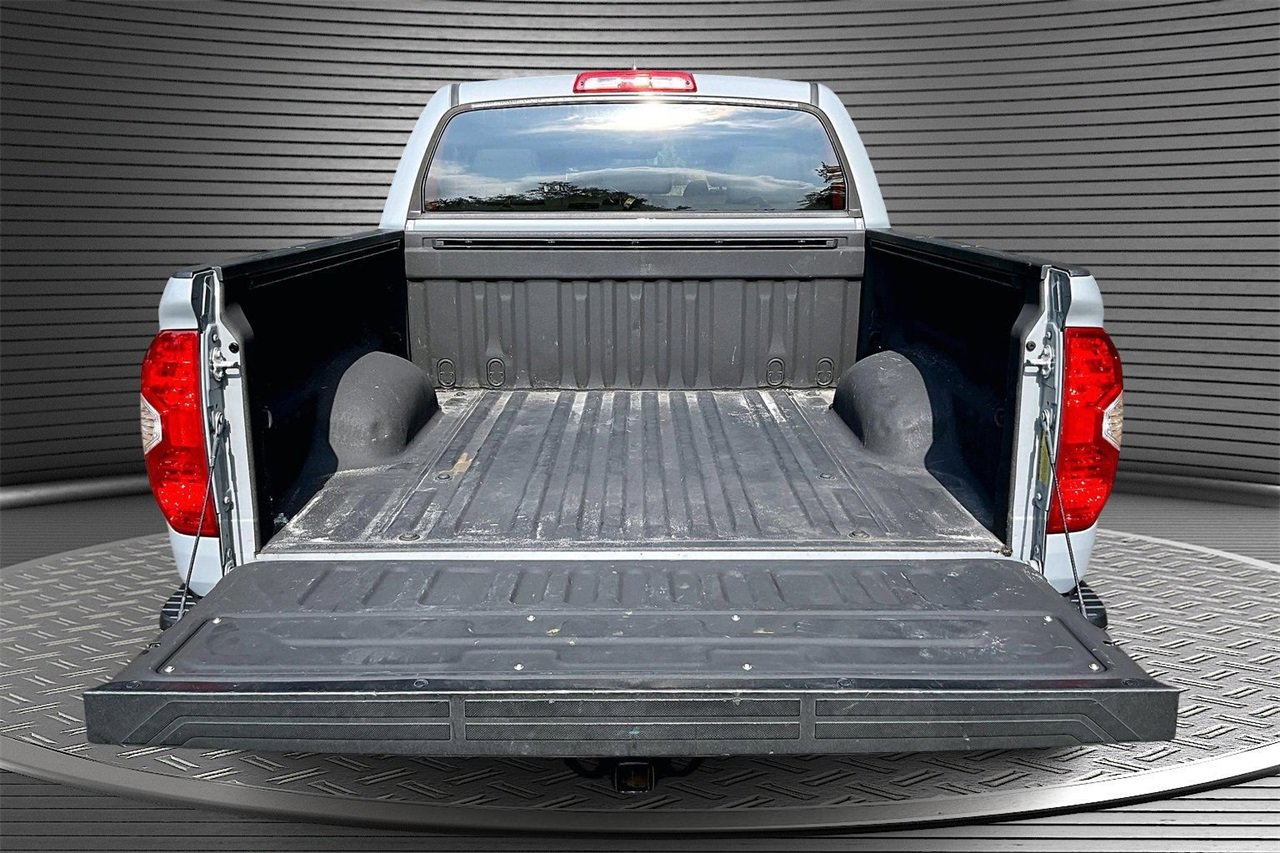 Used 2021 Toyota Tundra SR5 w/ SR5 Leather Package image 32