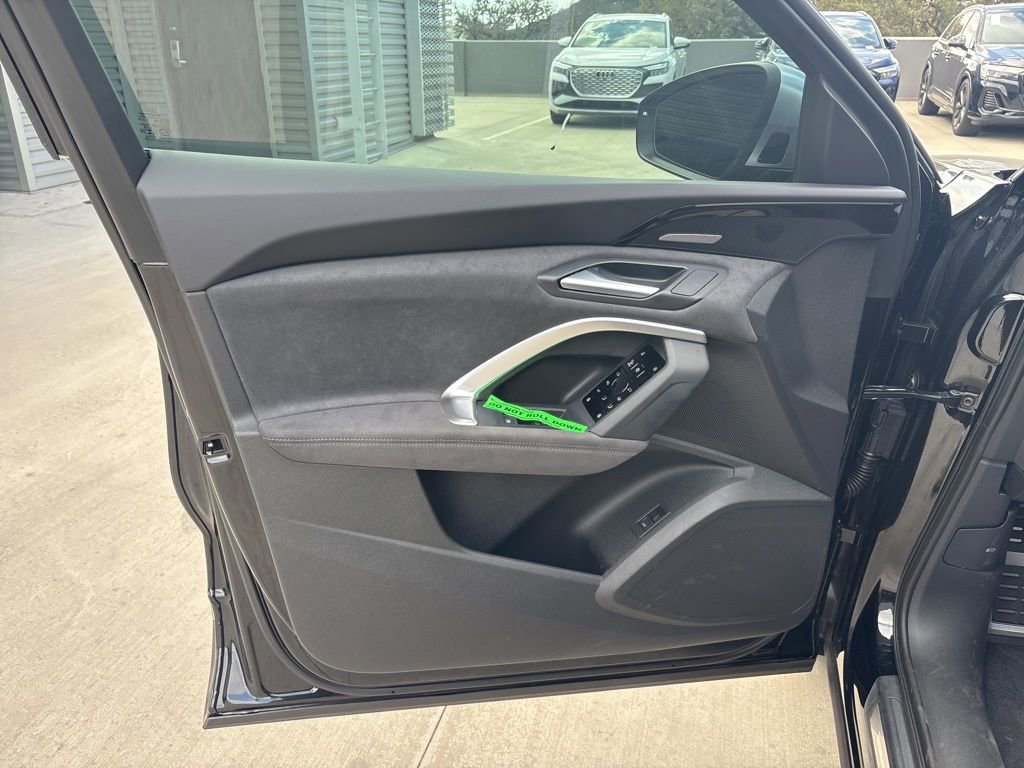 New 2025 Audi SQ5 Premium Plus AWD/4WD image 10