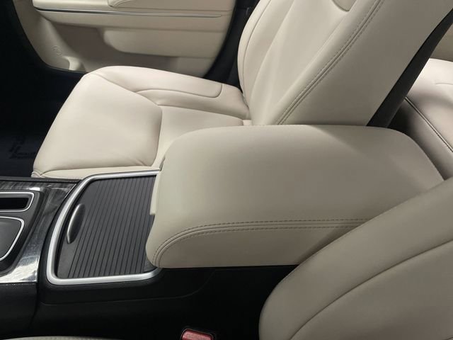 Used 2021 Chrysler 300 Touring L image 18