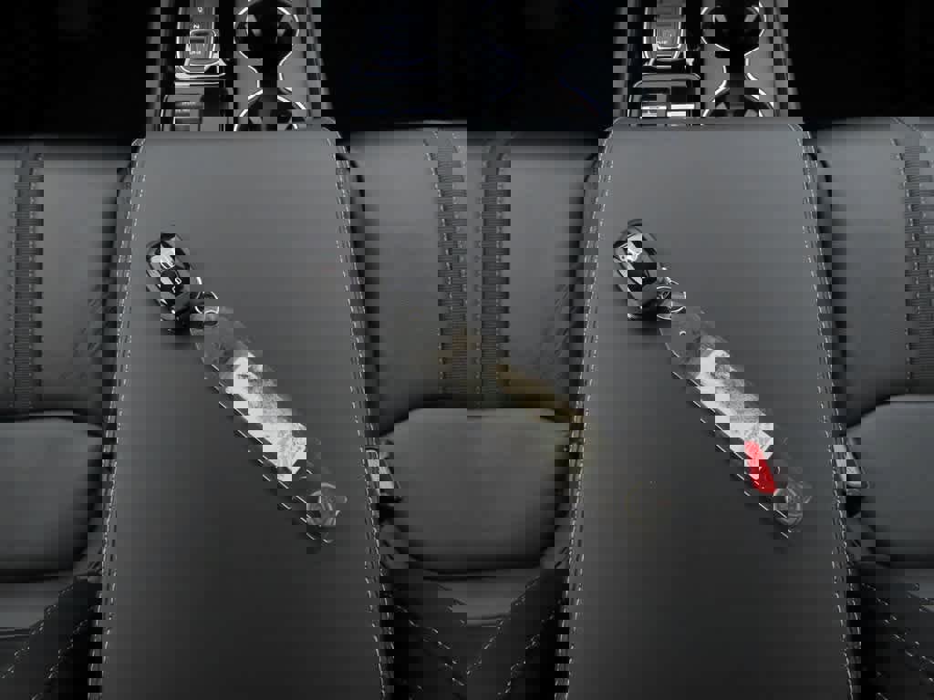 New 2025 Honda Pilot Touring image 27