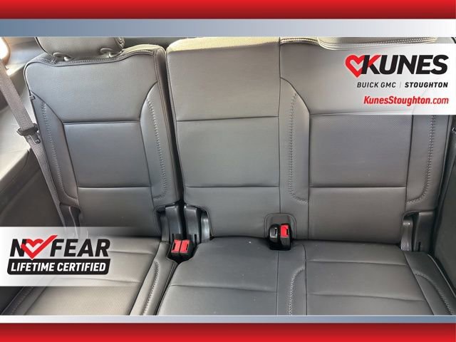 Used 2023 GMC Yukon Denali w/ LPO, Floor Liner Package image 20