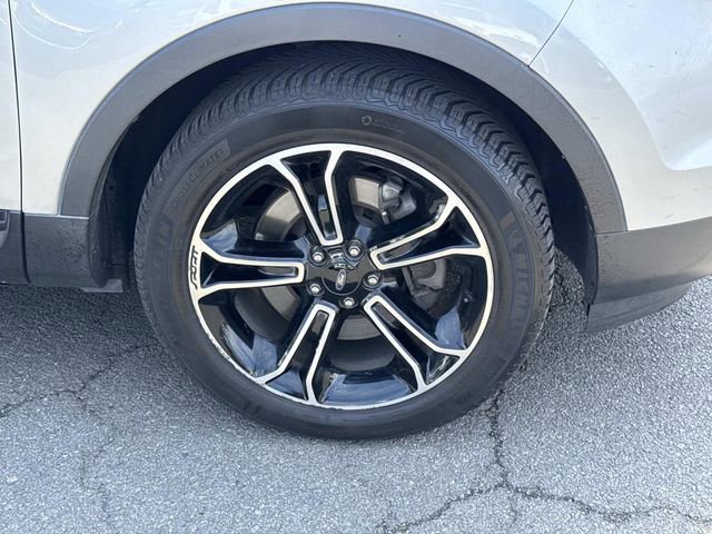 Used 2015 Ford Explorer Sport w/ Equipment Group 401A image 7