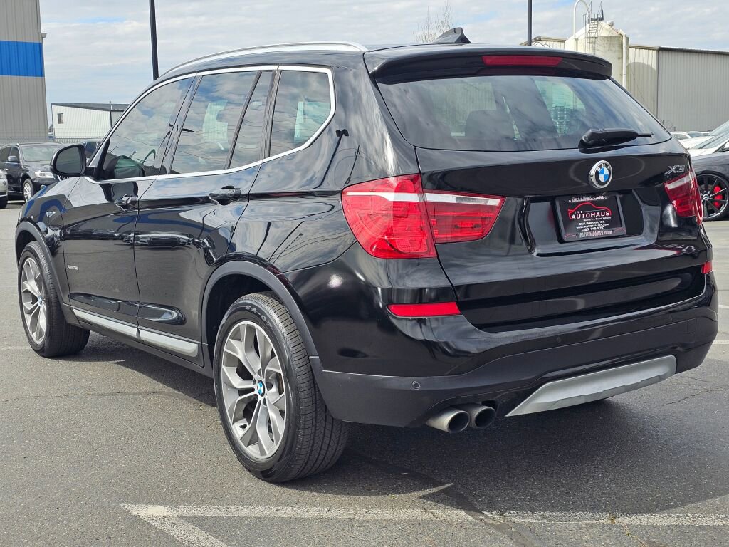 Used 2017 BMW X3 xDrive28i image 3