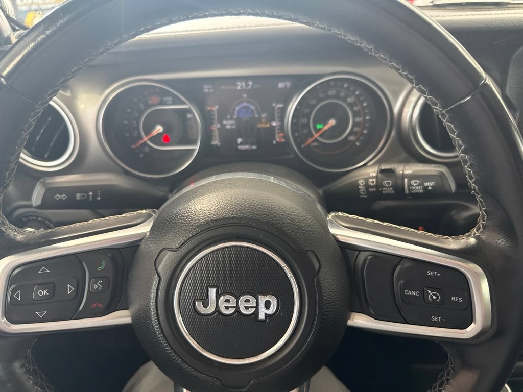 Used 2020 Jeep Wrangler Unlimited Sahara AWD/4WD image 27