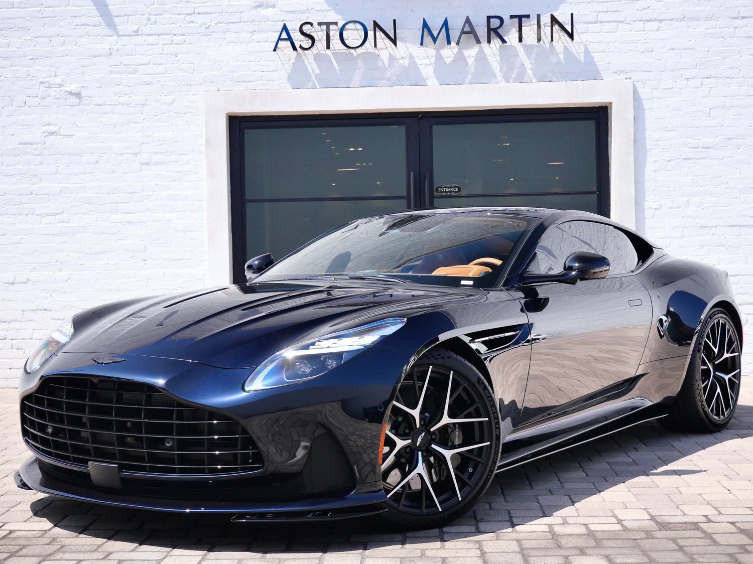 Used 2025 Aston Martin DB12 Coupe RWD image 14