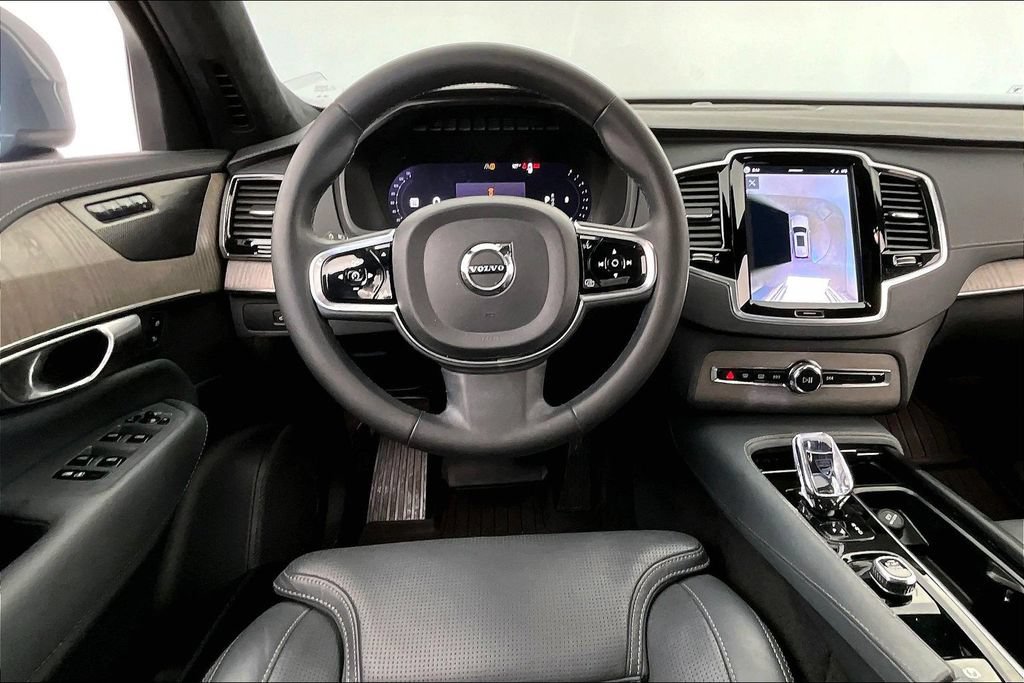 Certified 2023 Volvo XC90 B6 Ultimate w/ Lounge Package AWD/4WD image 6