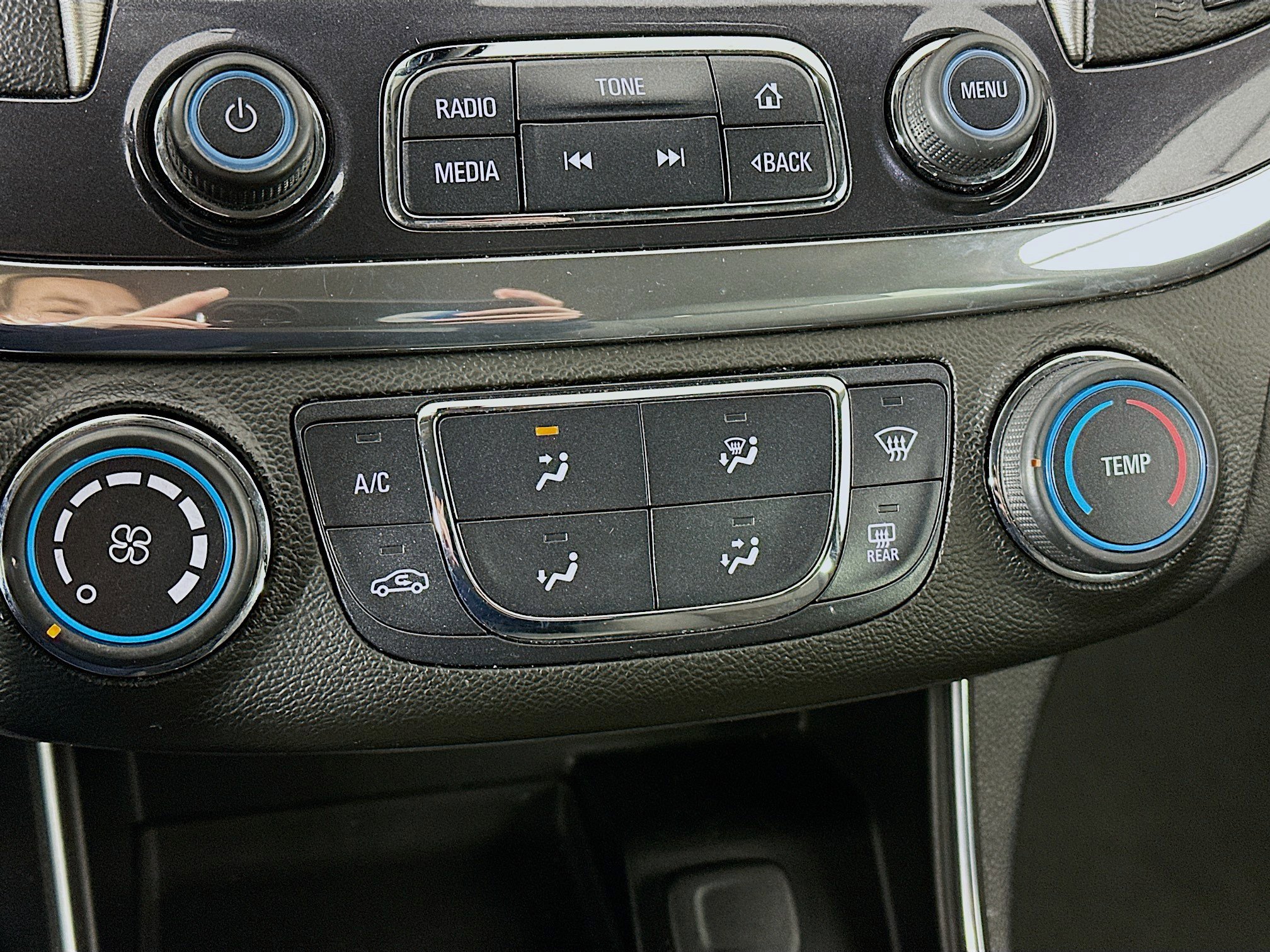 Used 2017 Chevrolet Impala LS image 21