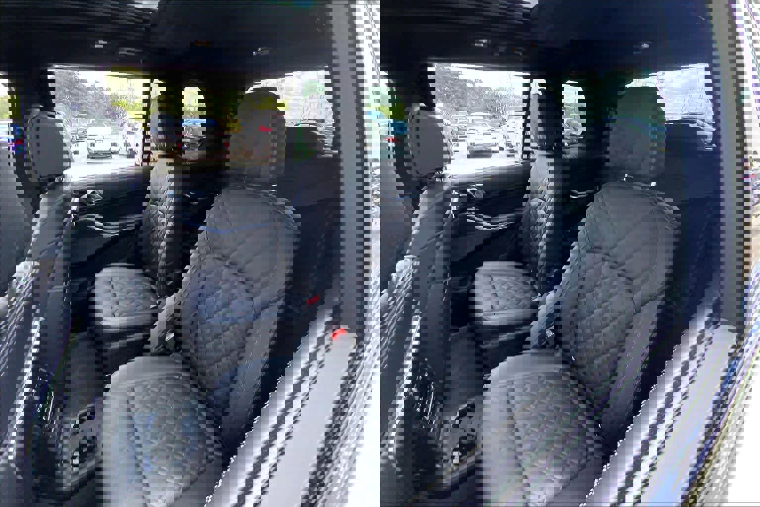 Used 2024 BMW X7 xDrive40i w/ M Sport Package image 20