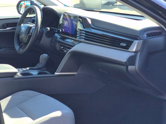 Used 2026 Toyota Camry LE w/ Convenience Package image 21