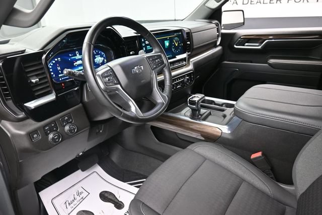 Used 2023 Chevrolet Silverado 1500 RST AWD/4WD image 18