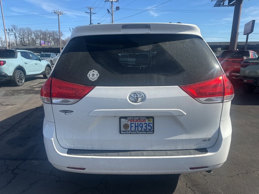 Used 2012 Toyota Sienna image 5